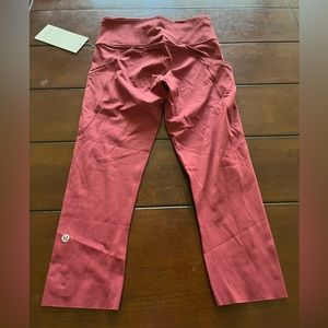 Lululemon Fast and Free High Rise Crop legging. 19’’. Maroon color. Never worn.